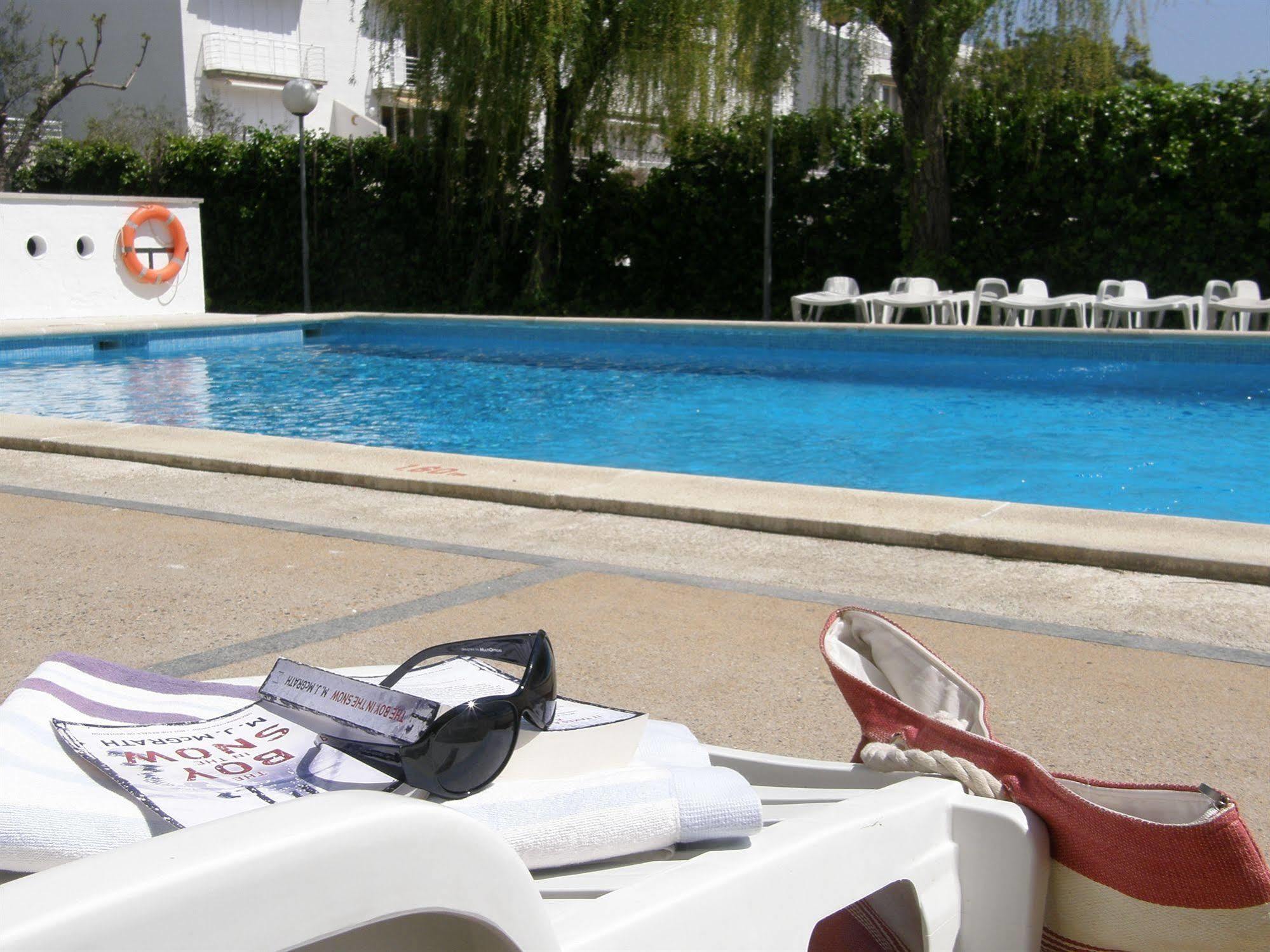 Apartamentos Miami L'Estartit Dış mekan fotoğraf